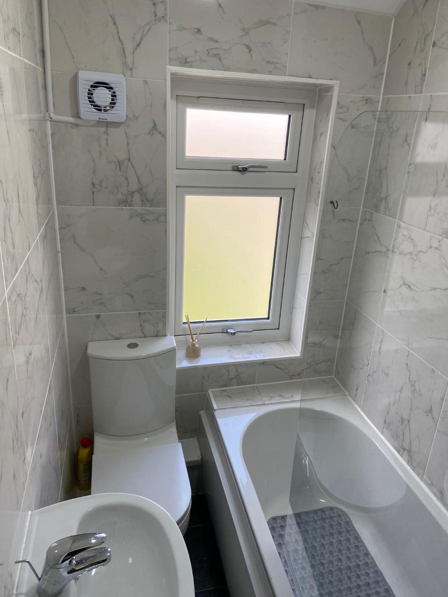 Peeams Abode Apartman Dagenham Kültér fotó